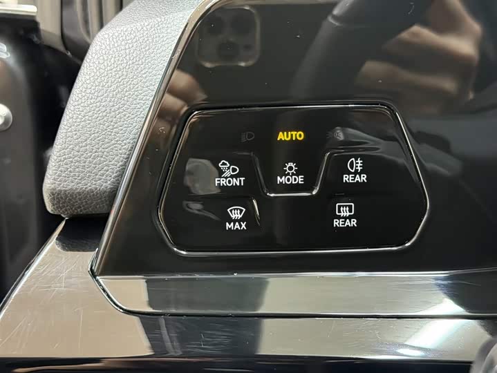 Фото 9 - Volkswagen Golf