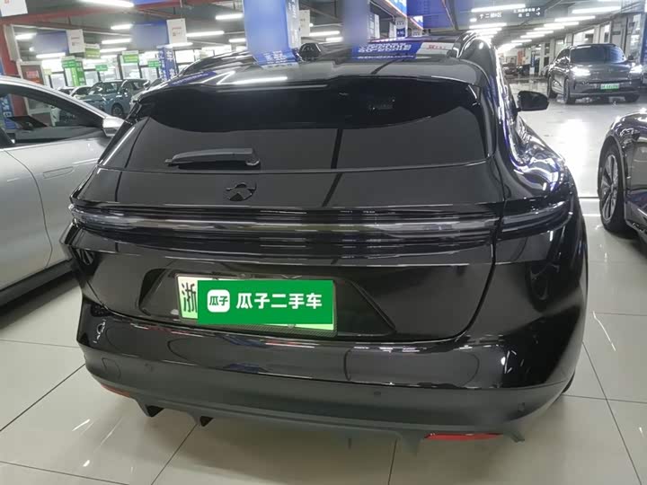 Фото 6 - Nio ET5T