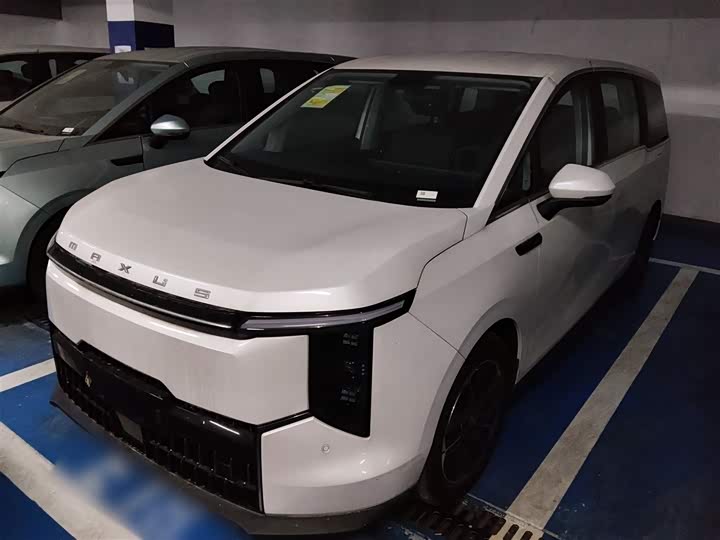 Фото 2 - Maxus Mifa 7