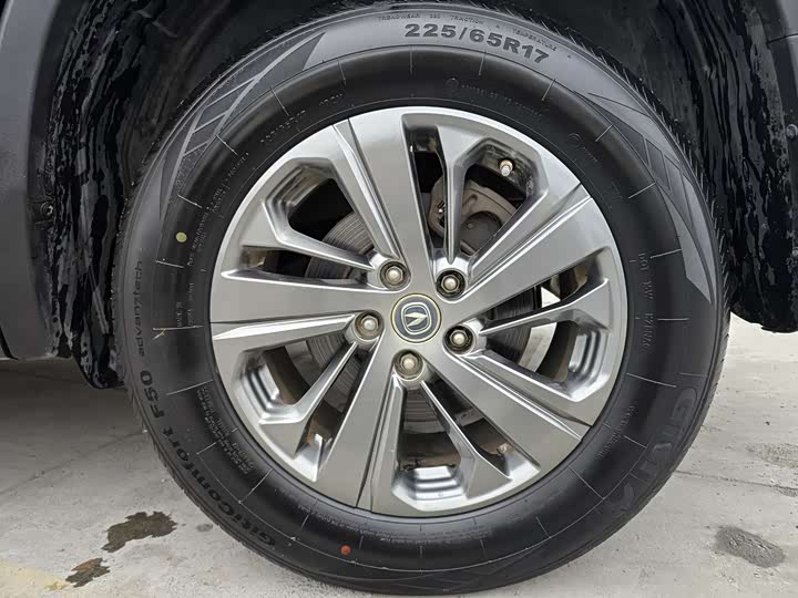 Фото 8 - Changan CS75