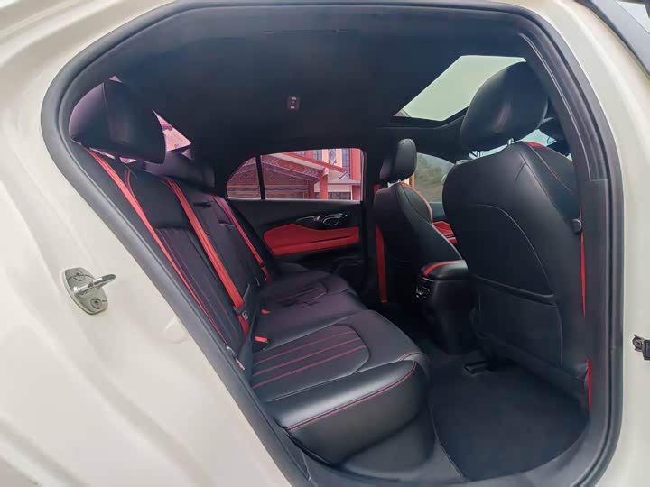 Фото 9 - GAC Trumpchi Empow R