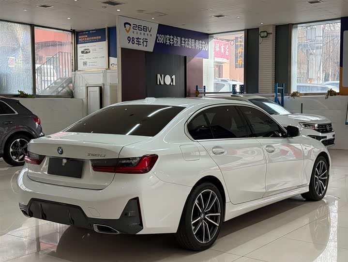 Фото 4 - BMW 3 Series