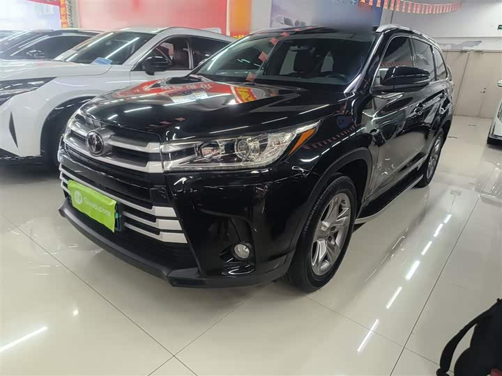Фото 2 - Toyota Highlander