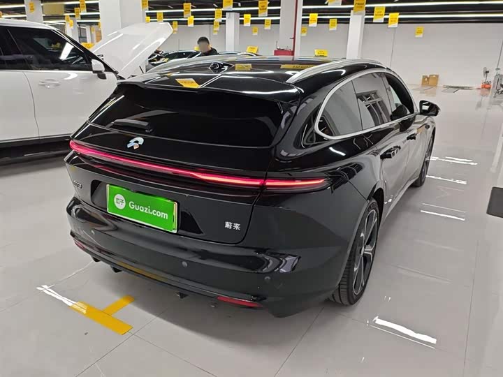 Фото 7 - Nio ET5T