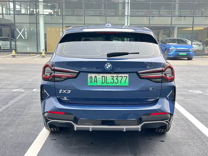 Фото 4 - BMW iX3
