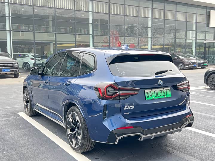 Фото 5 - BMW iX3