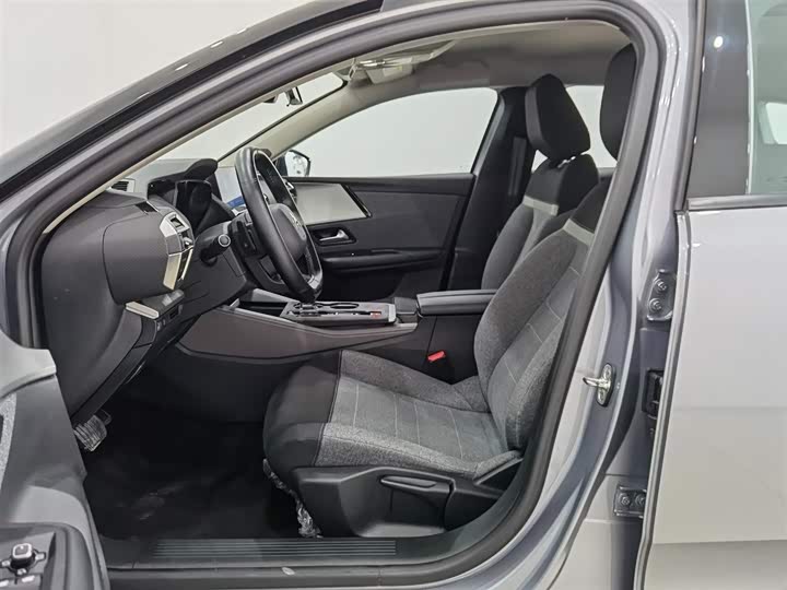 Фото 9 - Citroen C5 X