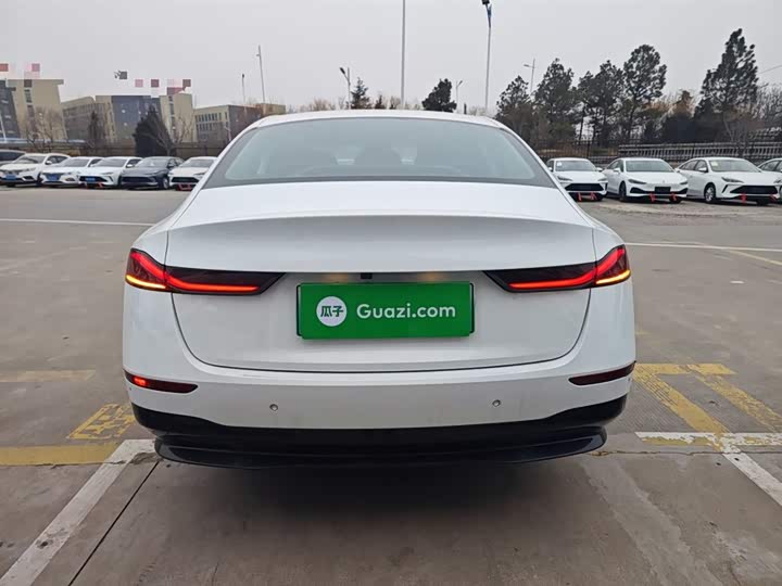 Фото 6 - Roewe D7