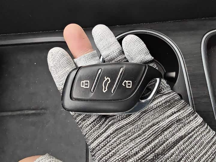 Фото 9 - Roewe D7