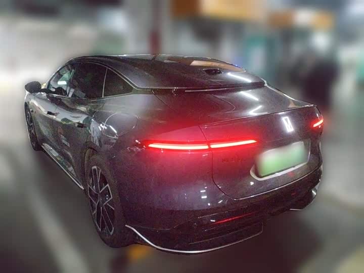 Фото 9 - Avatr 06