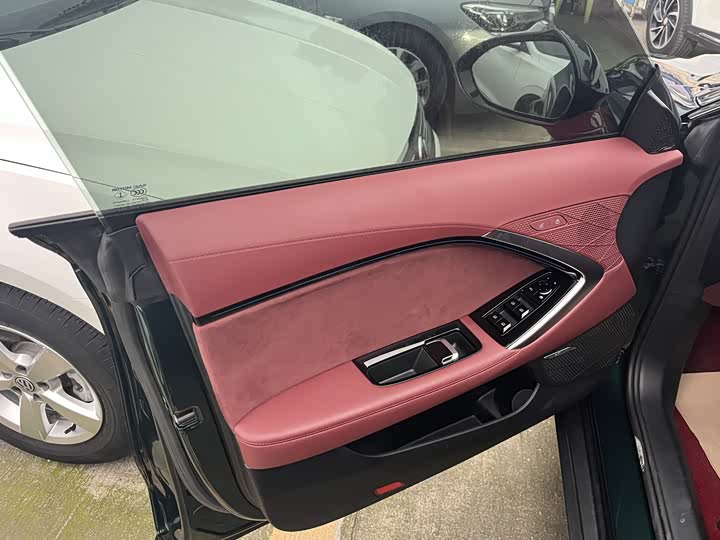 Фото 9 - MG Motor 7