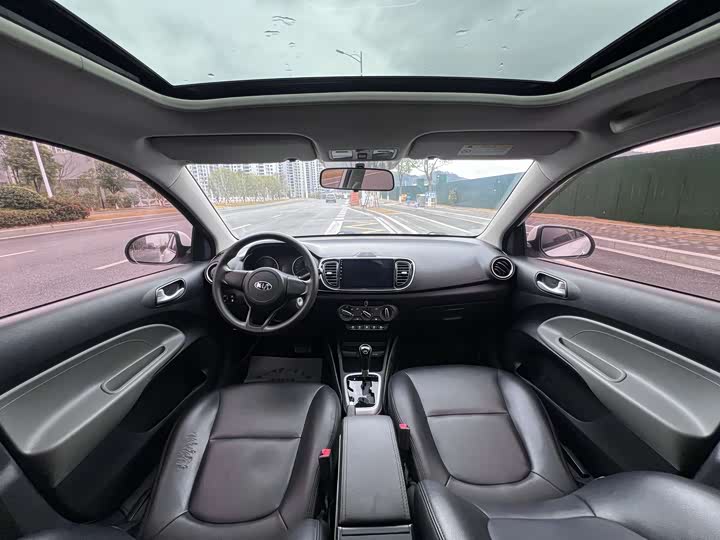 Фото 5 - Kia Pegas