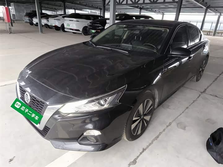 Фото 1 - Nissan Teana