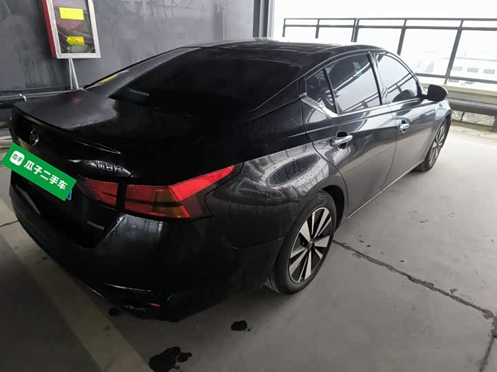 Фото 7 - Nissan Teana