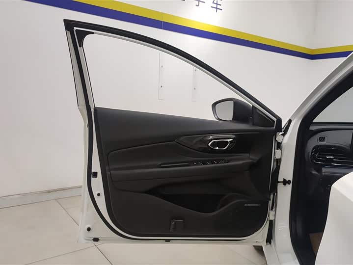 Фото 7 - GAC Trumpchi Empow R