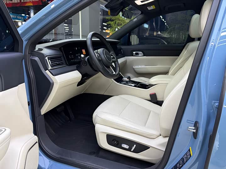 Фото 4 - LiXiang One