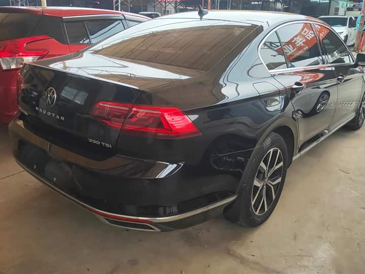 Фото 3 - Volkswagen Magotan