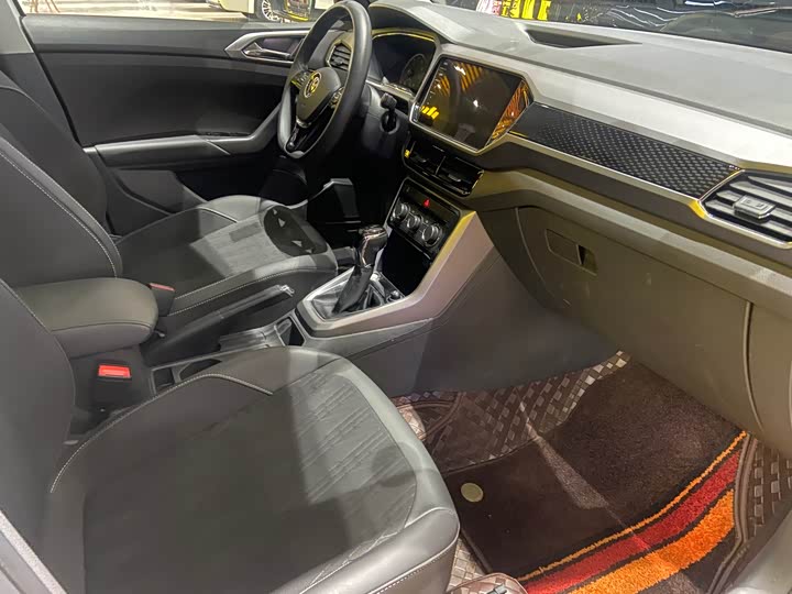 Фото 7 - Volkswagen T-Cross