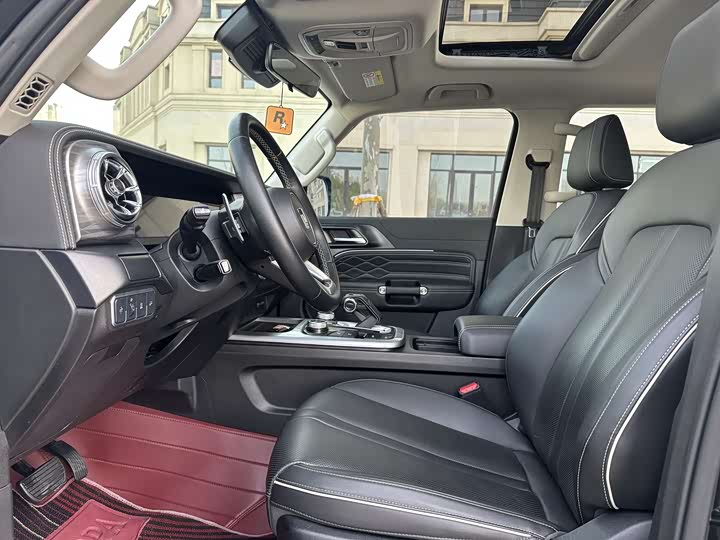 Фото 6 - Tank 300