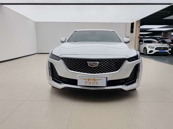 Фото 2 - Cadillac CT5