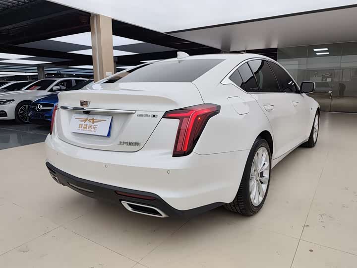 Фото 4 - Cadillac CT5