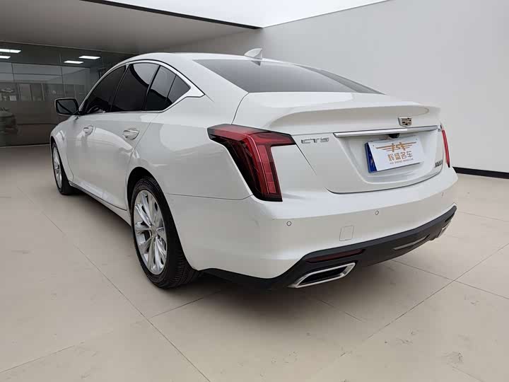Фото 6 - Cadillac CT5