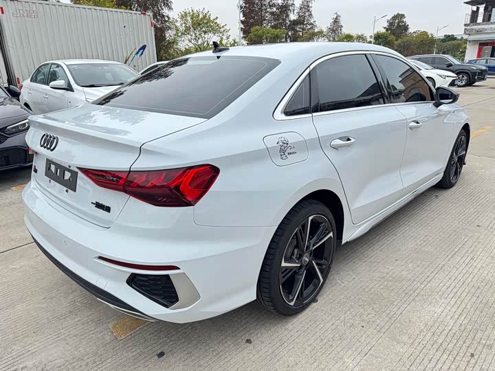 Фото 4 - Audi A3