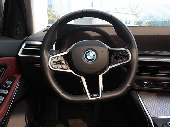 Фото 7 - BMW i3