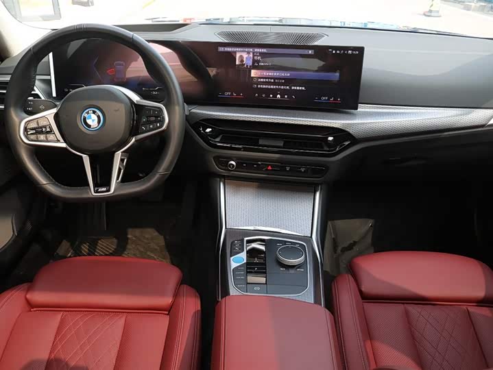 Фото 9 - BMW i3