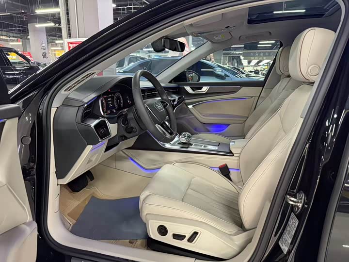 Фото 6 - Audi A6L