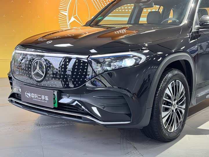 Фото 2 - Mercedes-Benz EQB