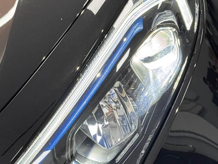 Фото 4 - Mercedes-Benz EQB