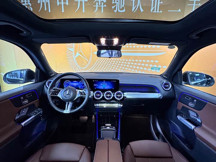 Фото 7 - Mercedes-Benz EQB