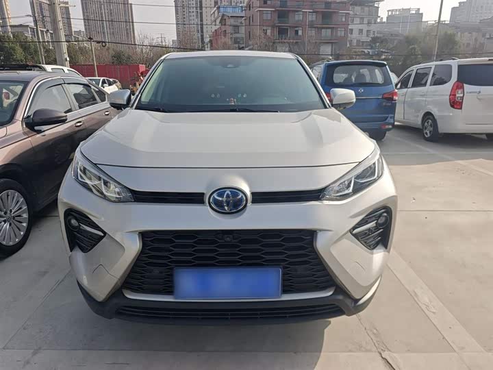 Фото 3 - Toyota Wildlander