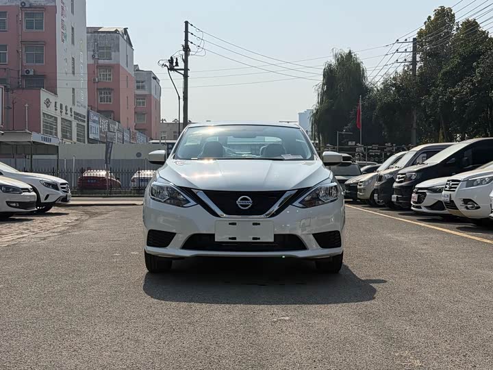Фото 2 - Nissan Sylphy