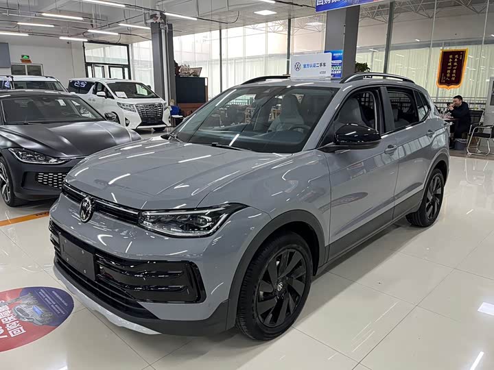 Фото 1 - Volkswagen Tharu