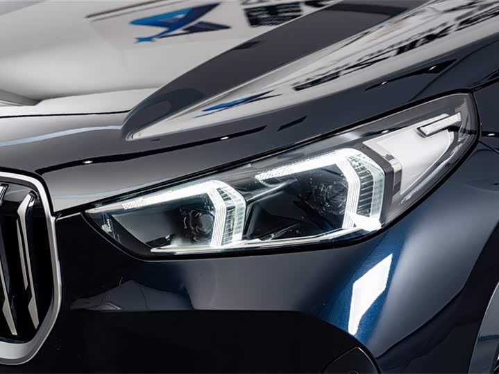 Фото 4 - BMW X1