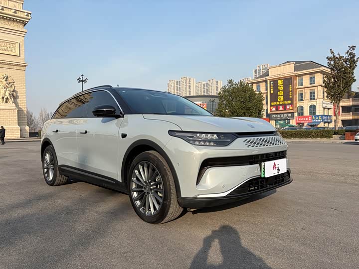 Фото 2 - Leapmotor C11