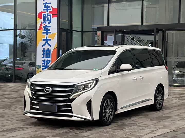 Фото 1 - GAC Trumpchi M8