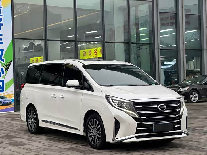 Фото 3 - GAC Trumpchi M8