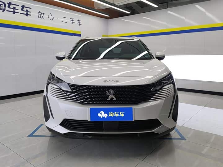 Фото 2 - Peugeot 5008