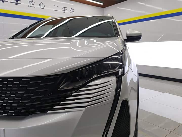 Фото 5 - Peugeot 5008