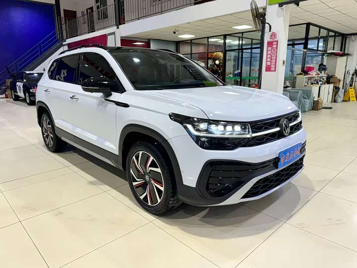 Фото 3 - Volkswagen Tharu