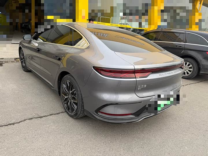 Фото 2 - BYD Han