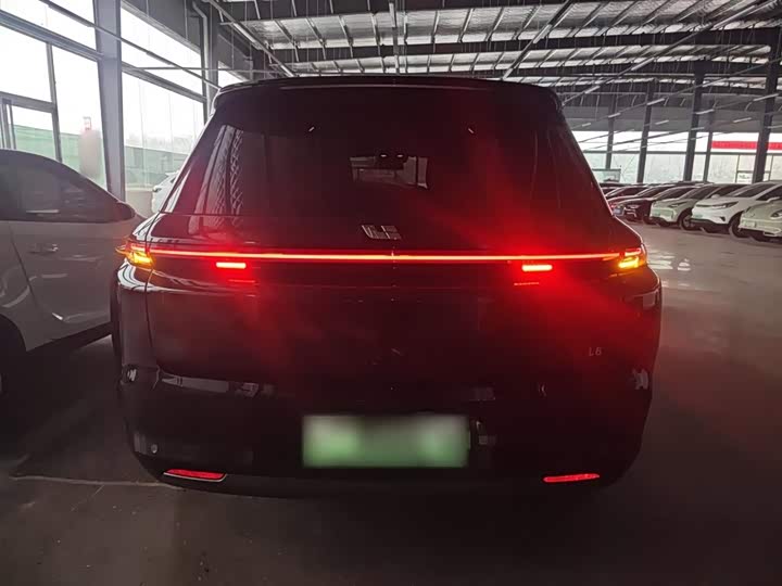 Фото 6 - LiXiang L8