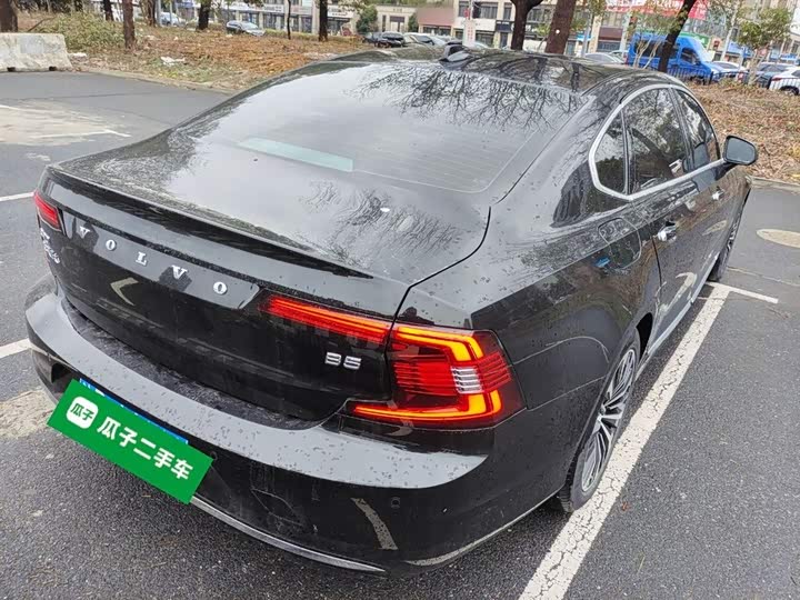 Фото 7 - Volvo S90