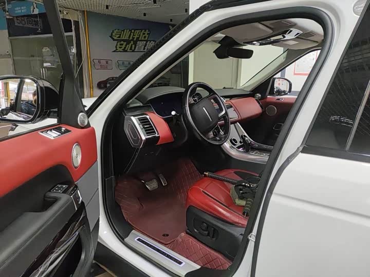 Фото 7 - Land Rover Range Rover Sport