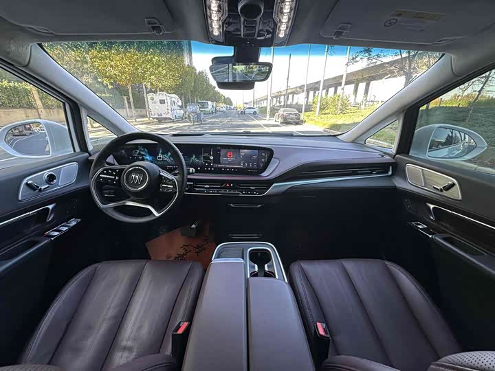 Фото 9 - Buick GL8 Century