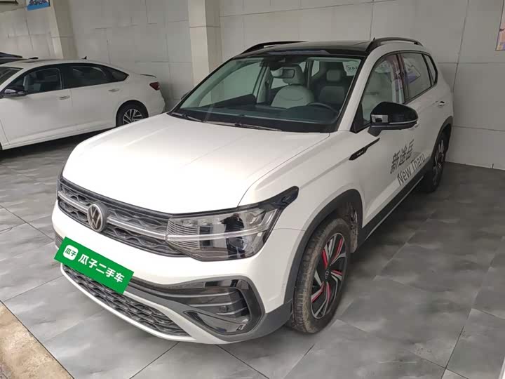 Фото 2 - Volkswagen Tharu