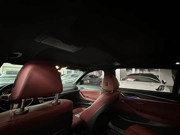 Фото 7 - BMW 5 Series